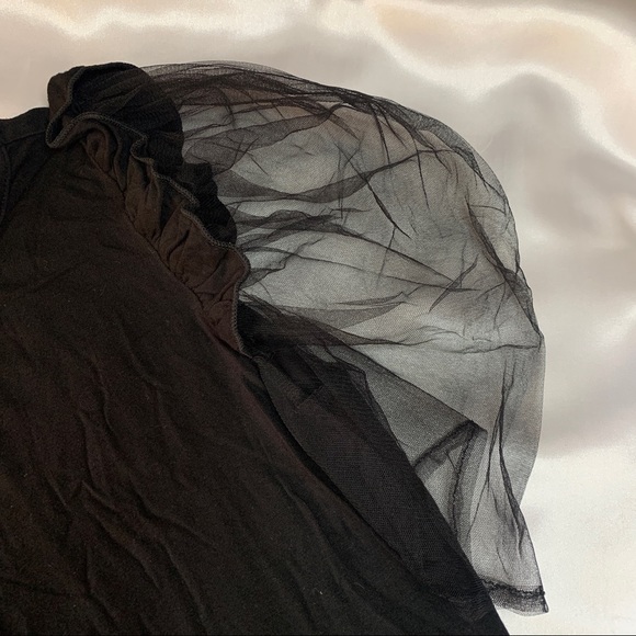 NWOT✨SHEIN Ruffle Top - Picture 5 of 7